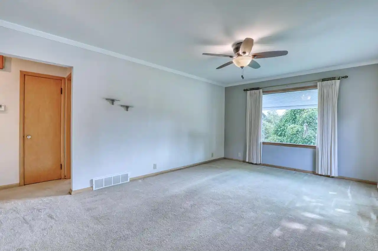 2nd image of W160n8714 Patton Dr Dr, Menomonee Falls, WI 53051 | MLS# 1974938