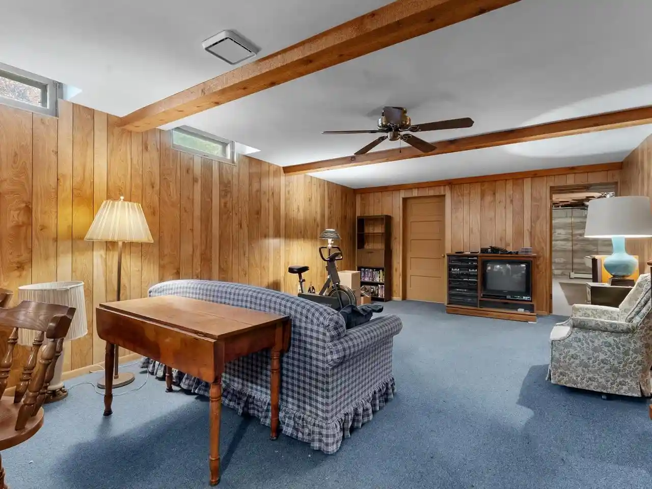 3rd image of 1127 Lincoln Boulevard Boulevard, Manitowoc, WI 54220 | MLS# 1974952