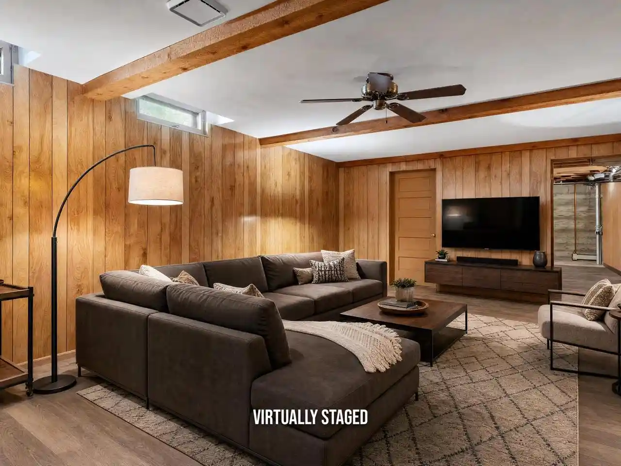 4th image of 1127 Lincoln Boulevard Boulevard, Manitowoc, WI 54220 | MLS# 1974952