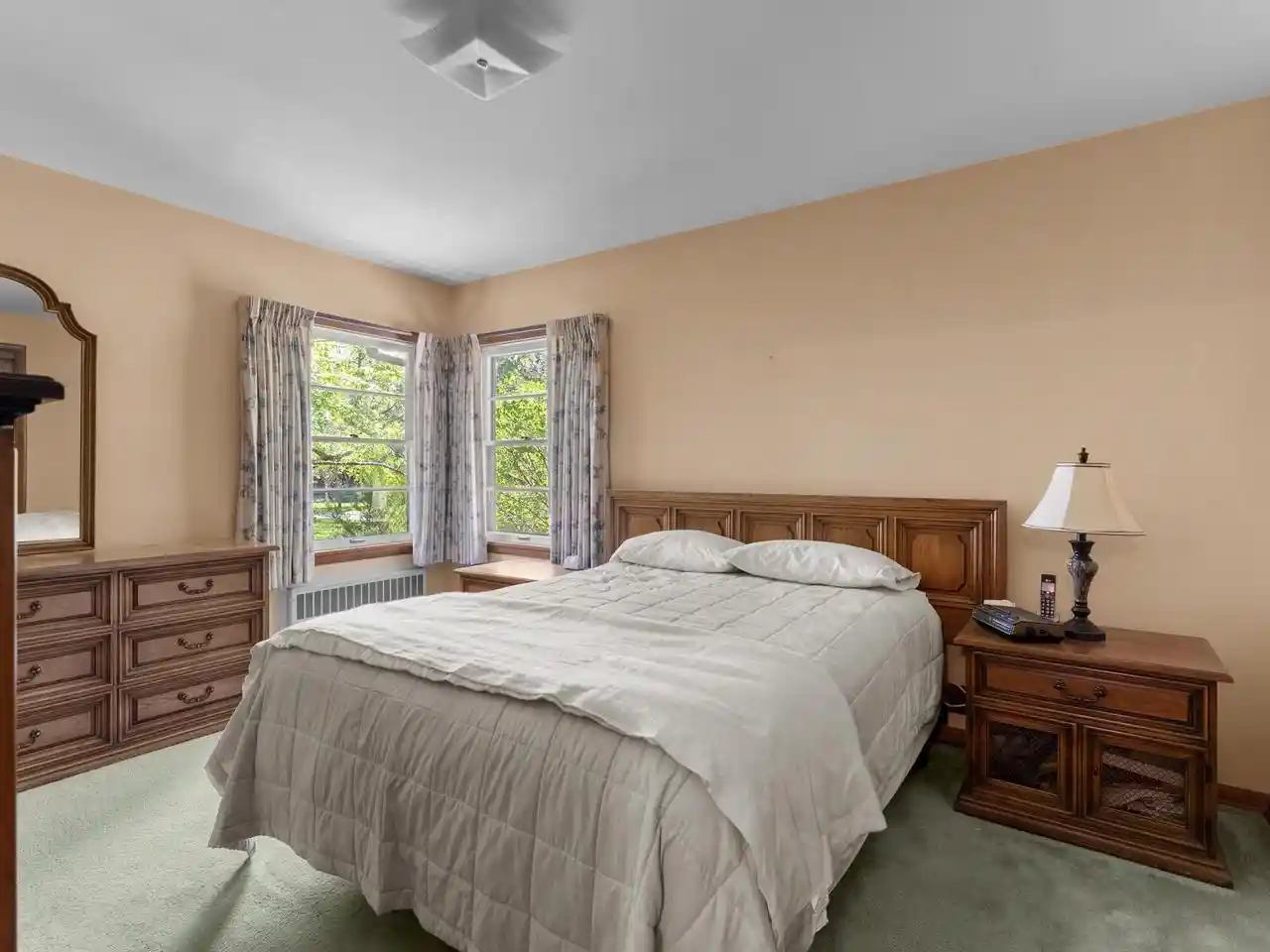 70th image of 1127 Lincoln Boulevard Boulevard, Manitowoc, WI 54220 | MLS# 1974952