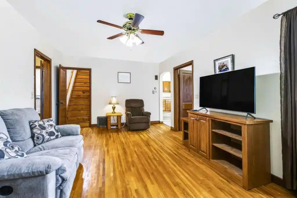 2nd image of 614 Park Avenue Avenue, Stanley, WI 54768 | MLS# 1603785