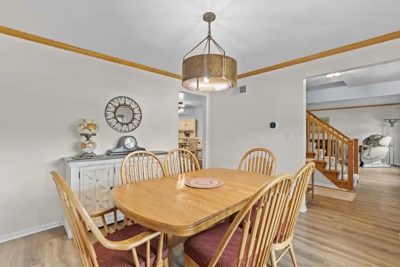 4th image of N103W16612 Country Court Court, Germantown, WI 53022 | MLS# 1974956
