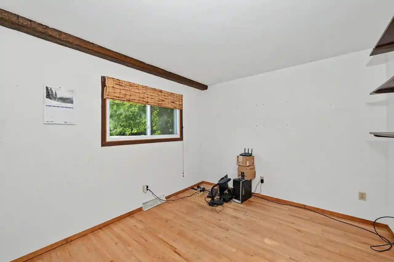 2nd image of 2115 6 Mile Road Road, Caledonia, WI 53402 | MLS# 1974976