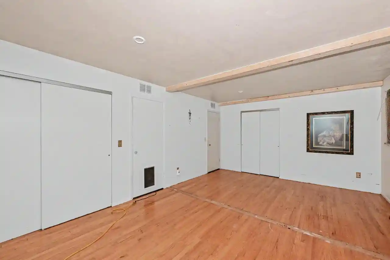 4th image of 2115 6 Mile Road Road, Caledonia, WI 53402 | MLS# 1974976