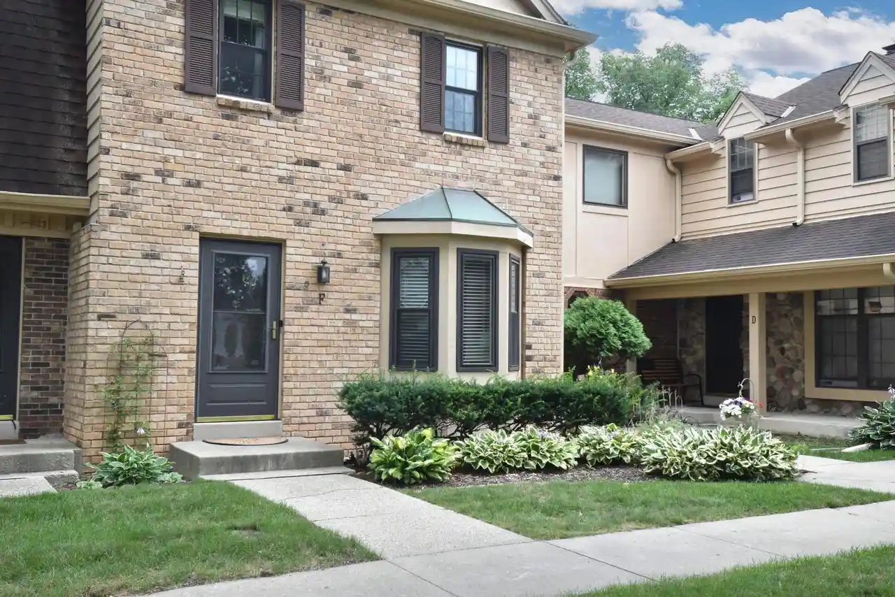 1st image of 384 Willow Grove Dr Dr #F, Pewaukee, WI 53072 | MLS# 1974977
