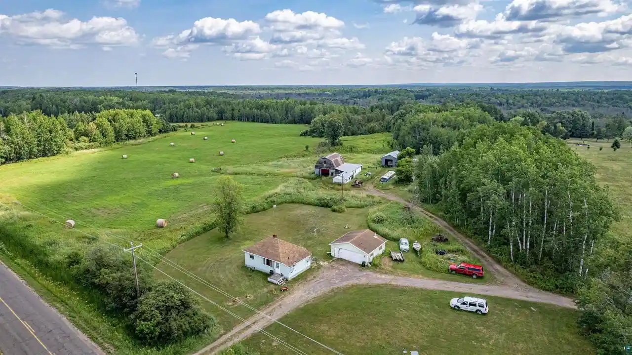 1st image of 4798 S County Rd C, Superior, WI 54880 | MLS# 6127195
