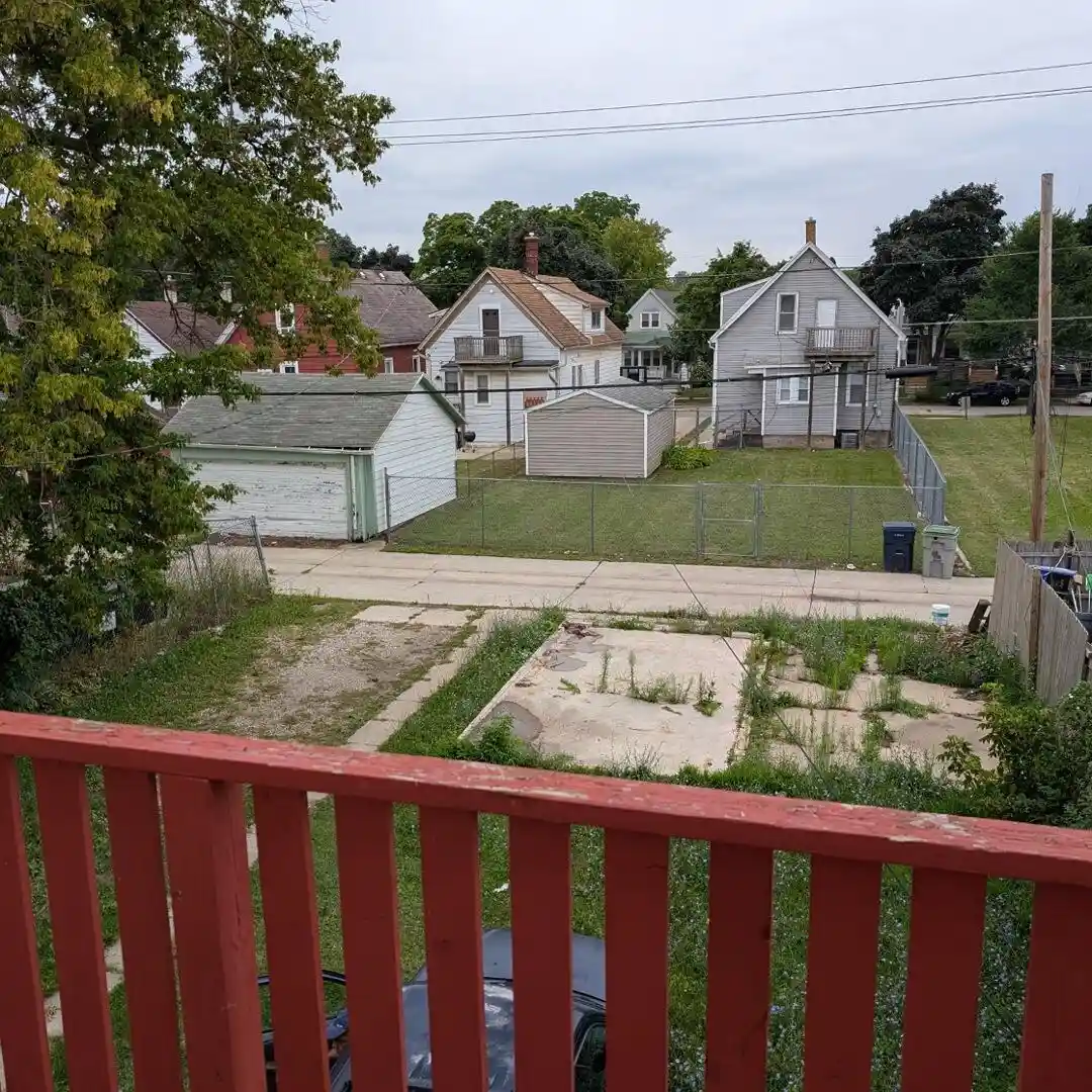4th image of 2545 N 21St St St, Milwaukee, WI 53206