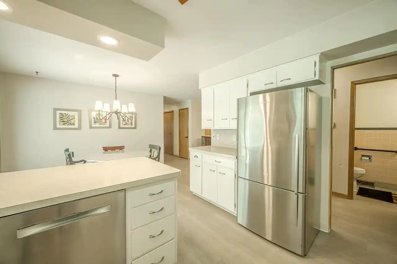 4th image of 1716 Lake Dr Dr, Monroe, WI 53566 | MLS# 2029815
