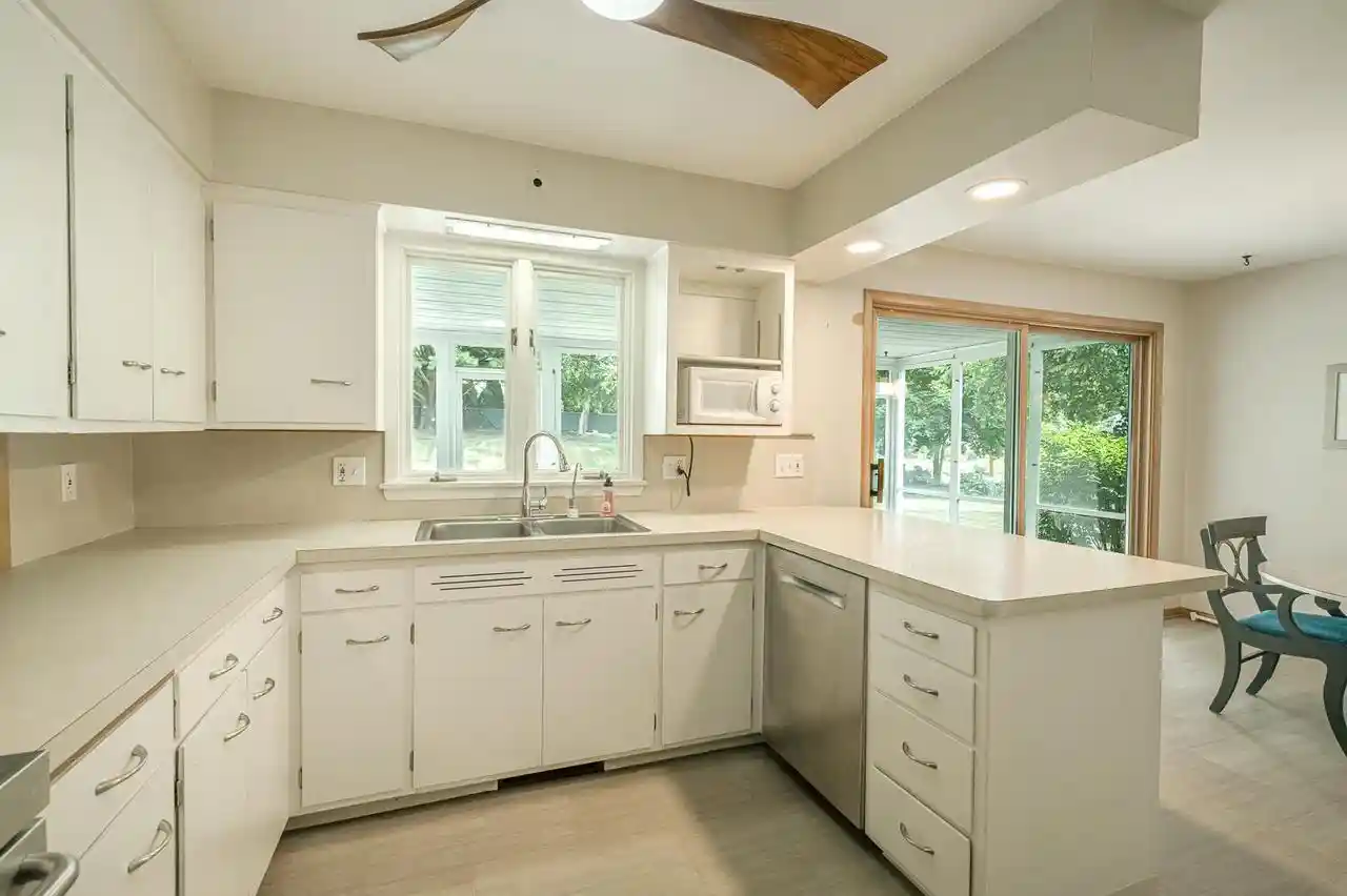 52nd image of 1716 Lake Dr Dr, Monroe, WI 53566 | MLS# 2029815