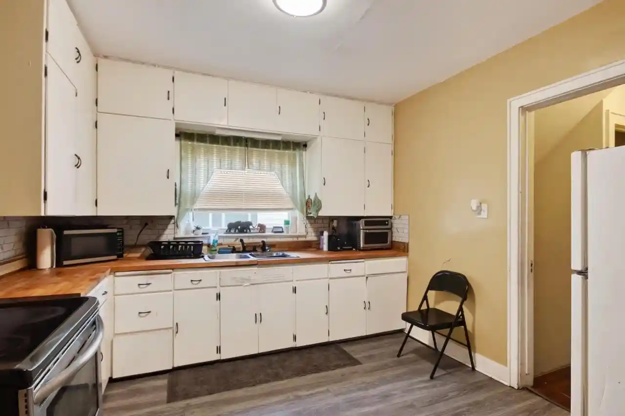 Photo 3 of Single family home for sale at 3827 Dr William Finlayson Street Street, Milwaukee, WI 53212 | MLS# 1974985 | Listing updated on 2026-08-07