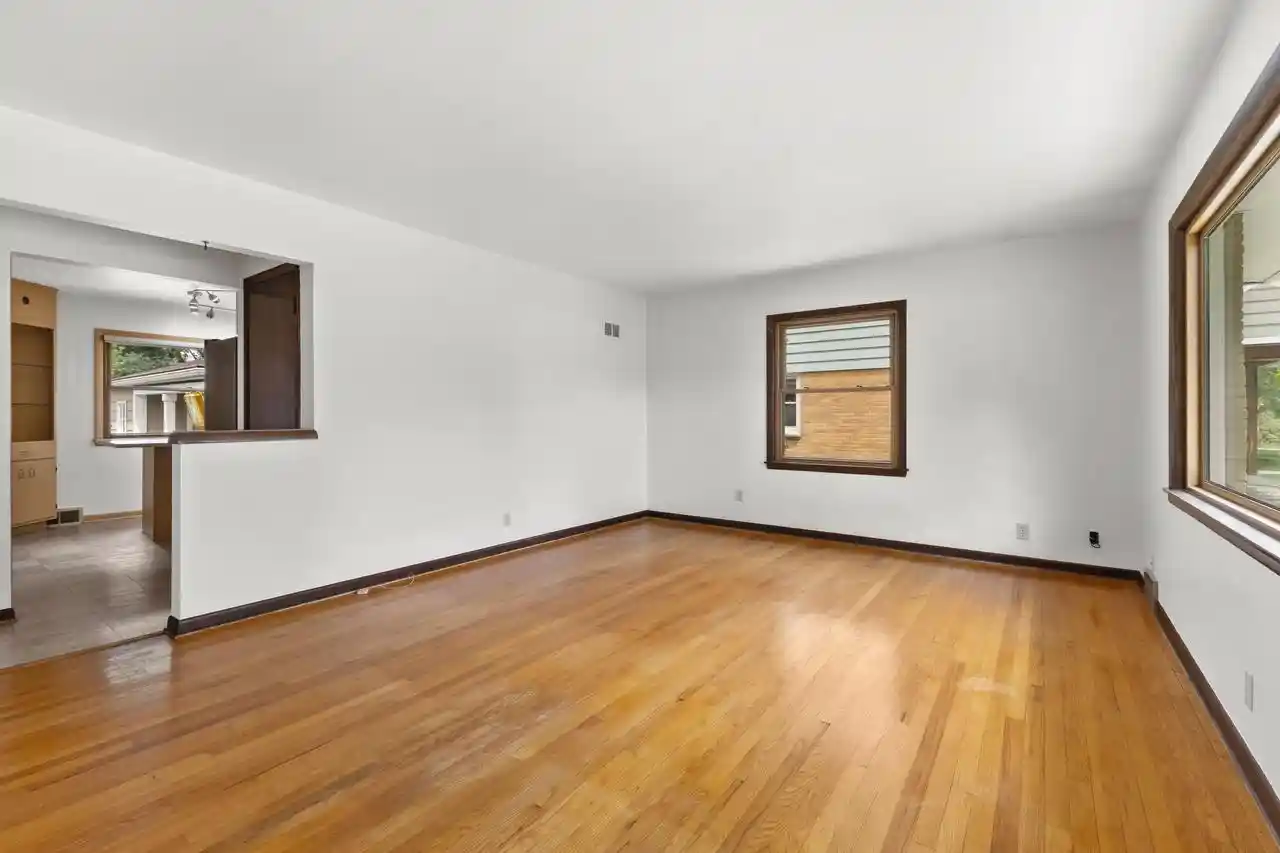 2nd image of 11004 W Wisconsin Avenue Avenue, Milwaukee, WI 53226 | MLS# 1974987