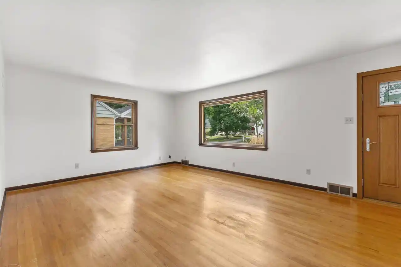 36th image of 11004 W Wisconsin Avenue Avenue, Milwaukee, WI 53226 | MLS# 1974987
