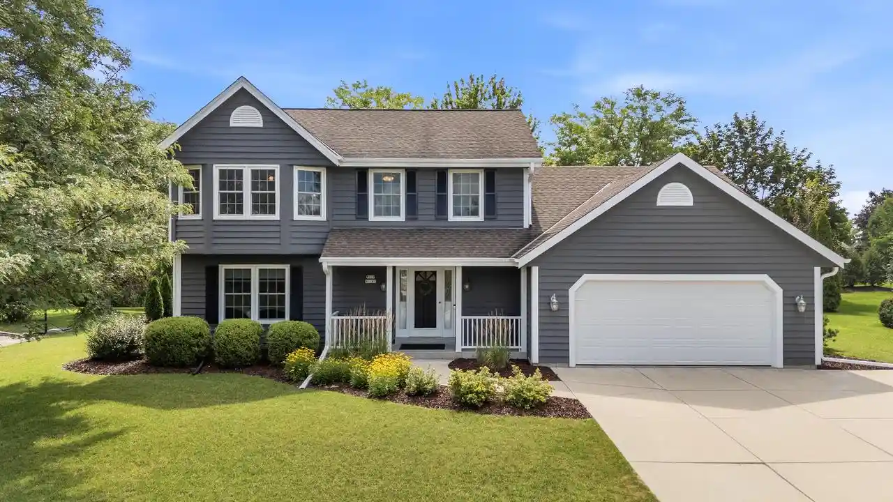 1st image of W170n5141 Fair Oak Parkway Parkway, Menomonee Falls, WI 53051 | MLS# 1974993