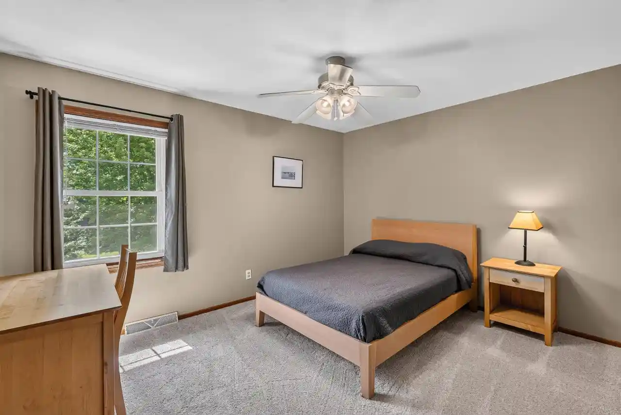2nd image of W170n5141 Fair Oak Parkway Parkway, Menomonee Falls, WI 53051 | MLS# 1974993