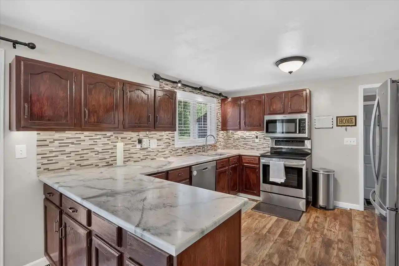 4th image of 2302 N Airport Road Road, Brodhead, WI 53520 | MLS# 2029819