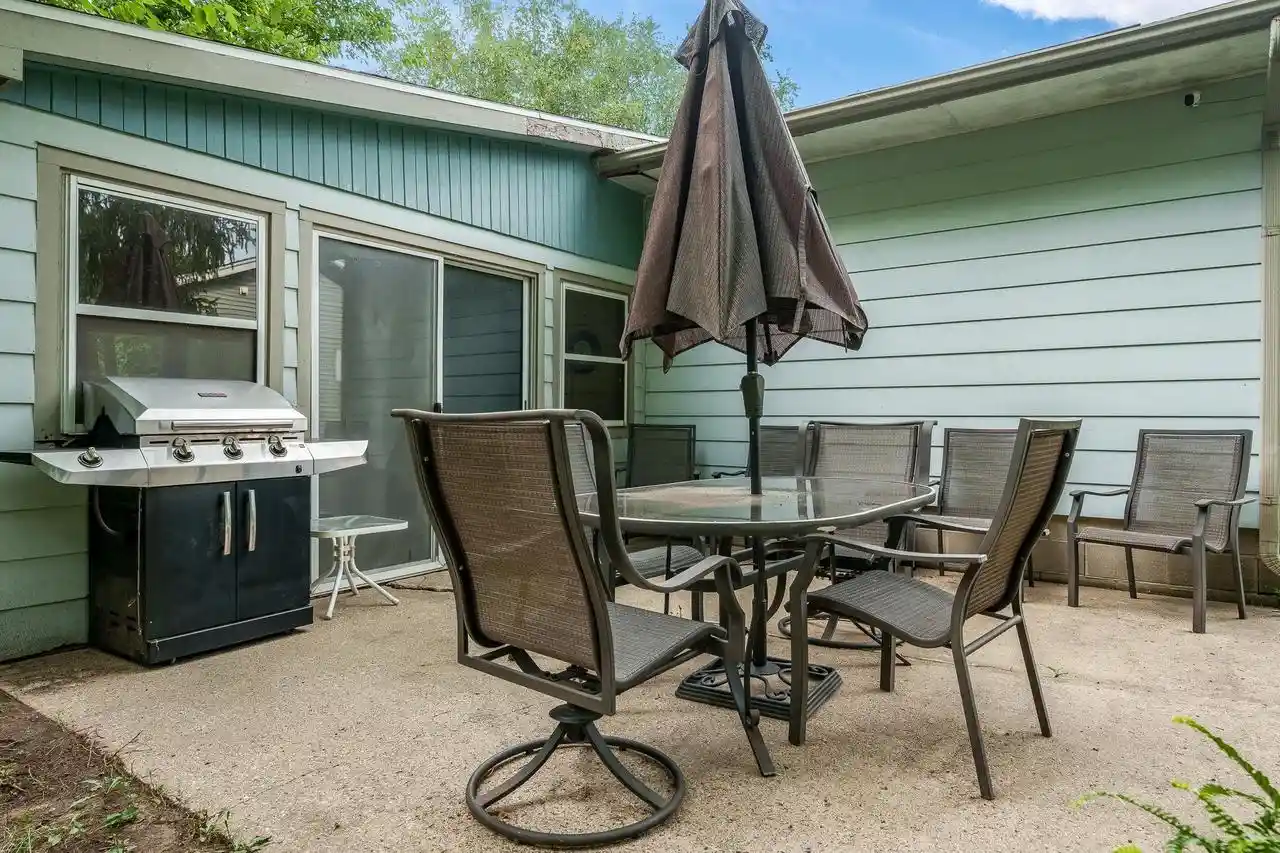 Photo 3 of Single family home for sale at 2530 Sunset Dr Dr, Beloit, WI 53511 | MLS# 2029821 | Listing updated on 2026-08-26