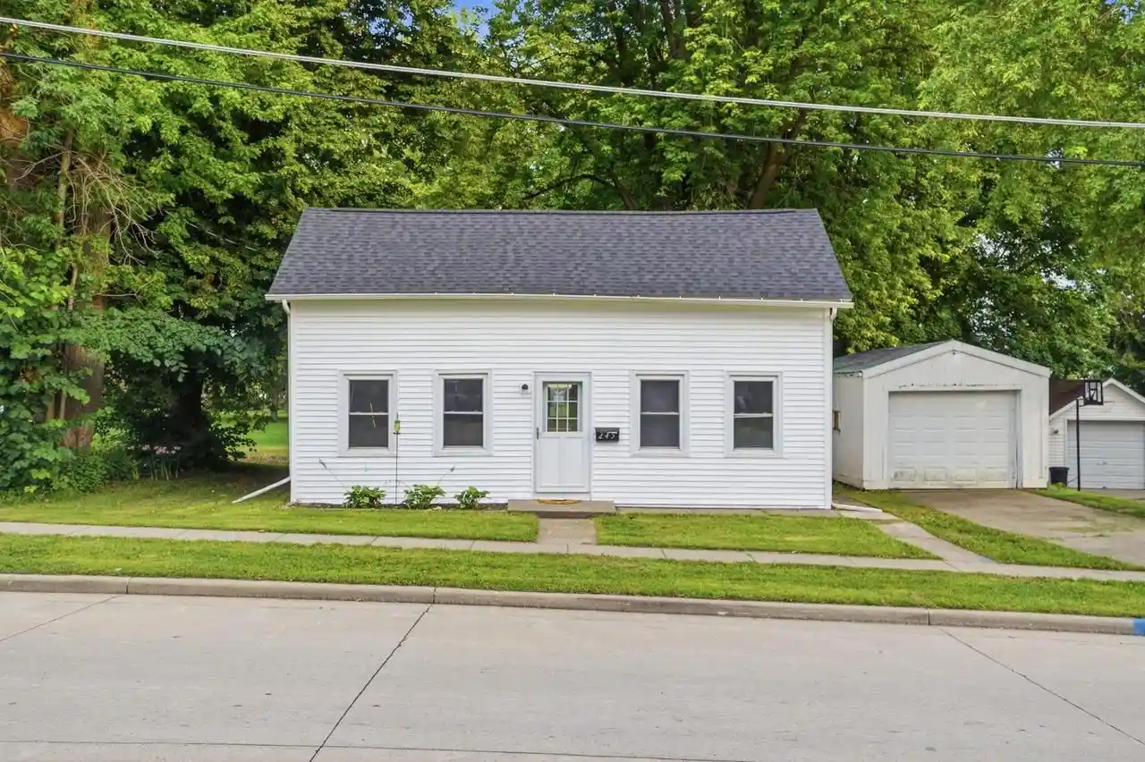 1st image of 245 Broadway Street Street, Platteville, WI 53818 | MLS# 2029823