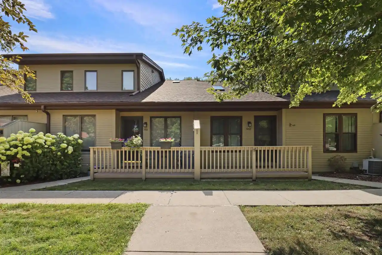 1st image of 3809 Wyoming Way Way, Caledonia, WI 53404 | MLS# 1975009