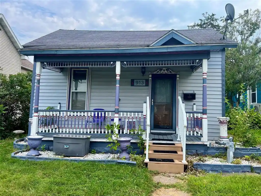 image of 913 Summer Street Street, Eau Claire, WI 54701 | MLS# 1603858