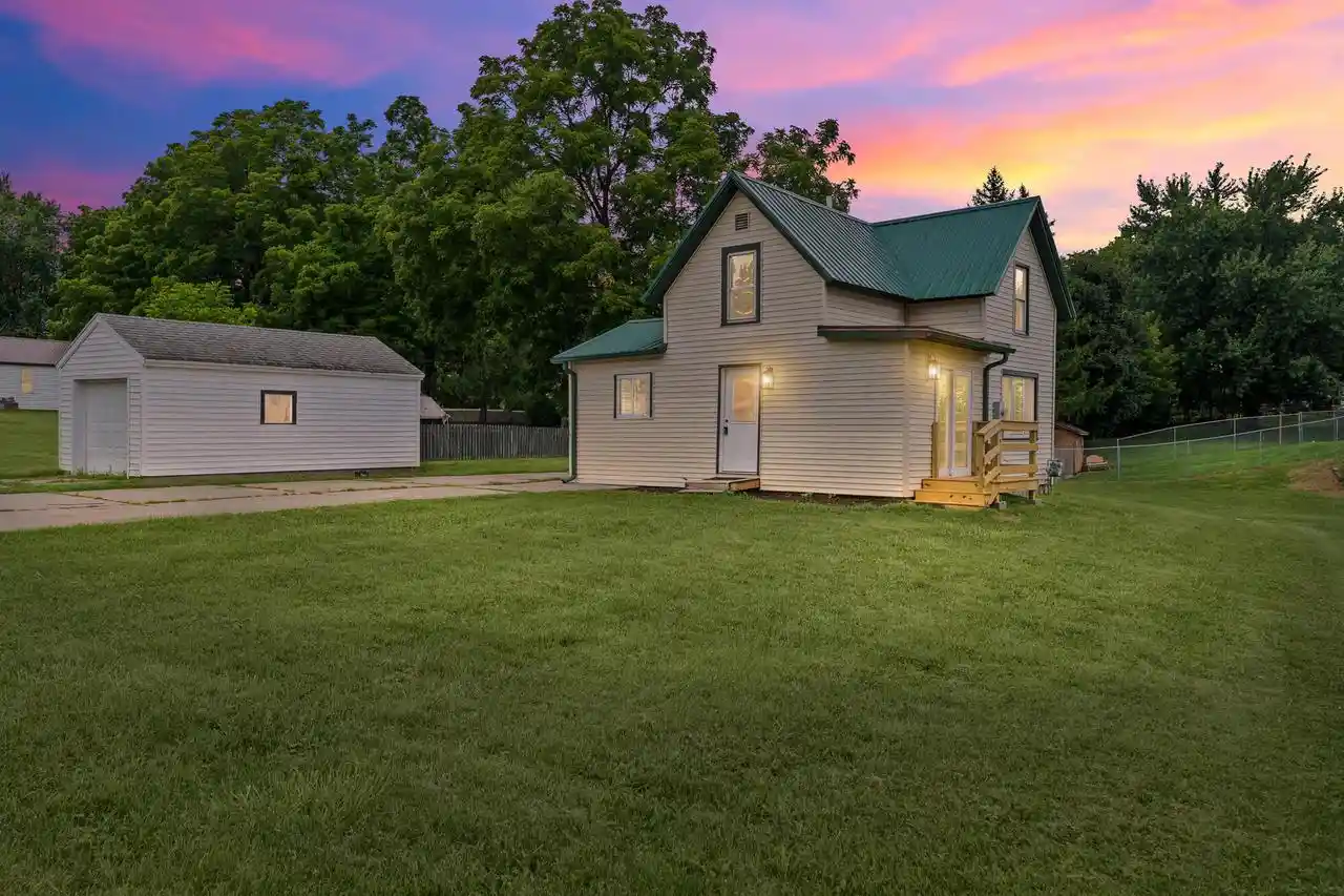 1st image of 420 South Street Street, Cashton, WI 54619 | MLS# 1975020