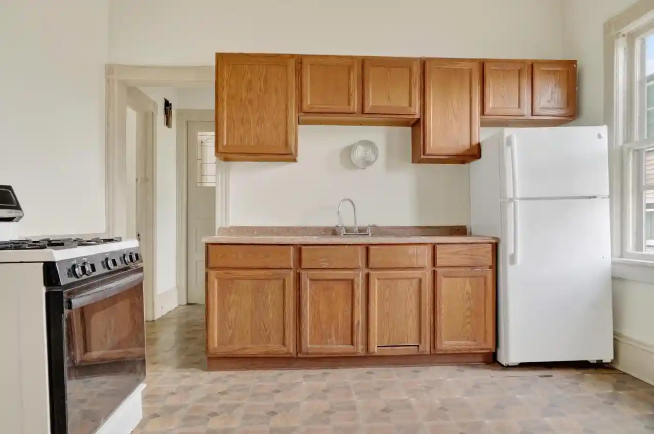 Listing Photo 2 - Condo for sale in building located at 2951-2953 N Farwell Ave Ave, Milwaukee, WI 53211 - Unit #2953
