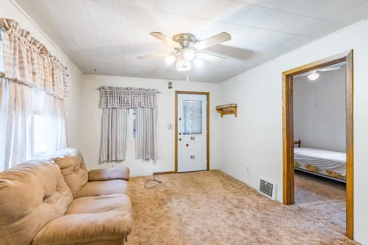 3rd image of 1005 S 12Th Avenue Avenue, Wausau, WI 54401 | MLS# 22603785