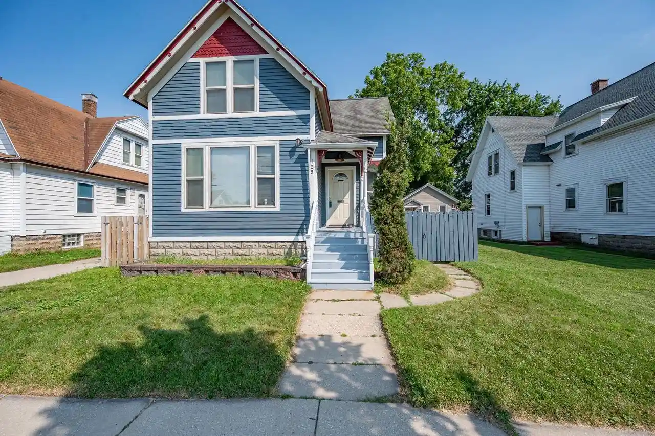 1st image of 125 S Quincy Street Street, Green Bay, WI 54301 | MLS# 50330544