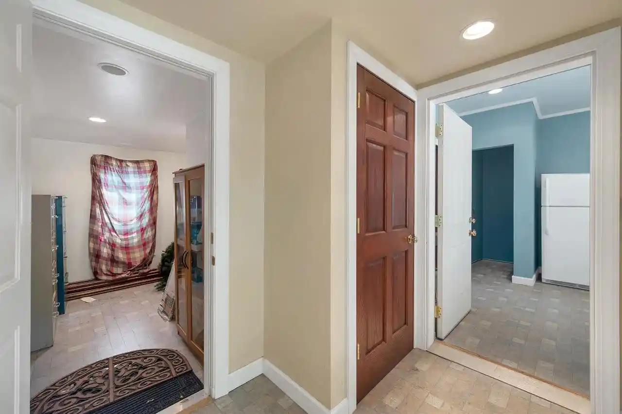 Photo 4 of Single family home for sale at 125 S Quincy Street Street, Green Bay, WI 54301 | MLS# 50330544 | Listing updated on 2026-09-22