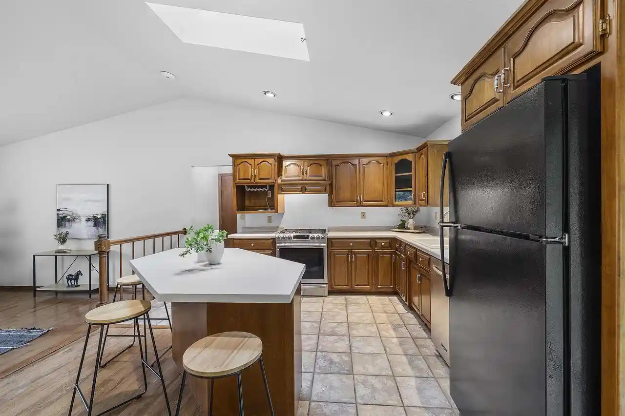 Photo 4 of Single family home for sale at 2100 Westline Road Road, Green Bay, WI 54313 | MLS# 50330532 | Listing updated on 2026-08-09