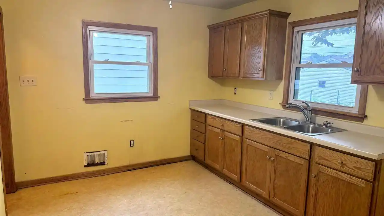 25th image of 4441 N 65th Street Street, Milwaukee, WI 53218 | MLS# 1975030