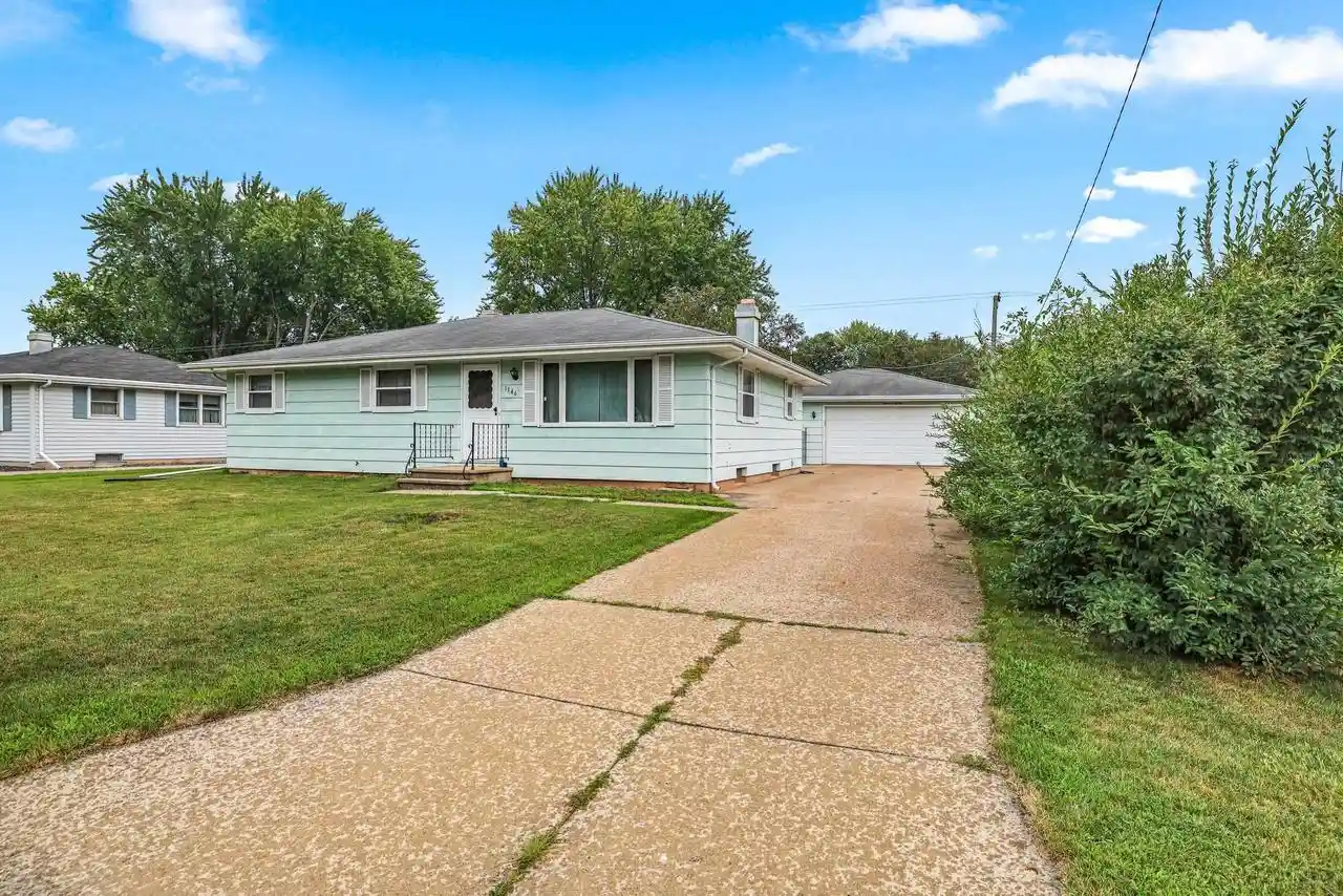 1st image of 1146 Honeysuckle Lane Lane, Neenah, WI 54956 | MLS# 50330513
