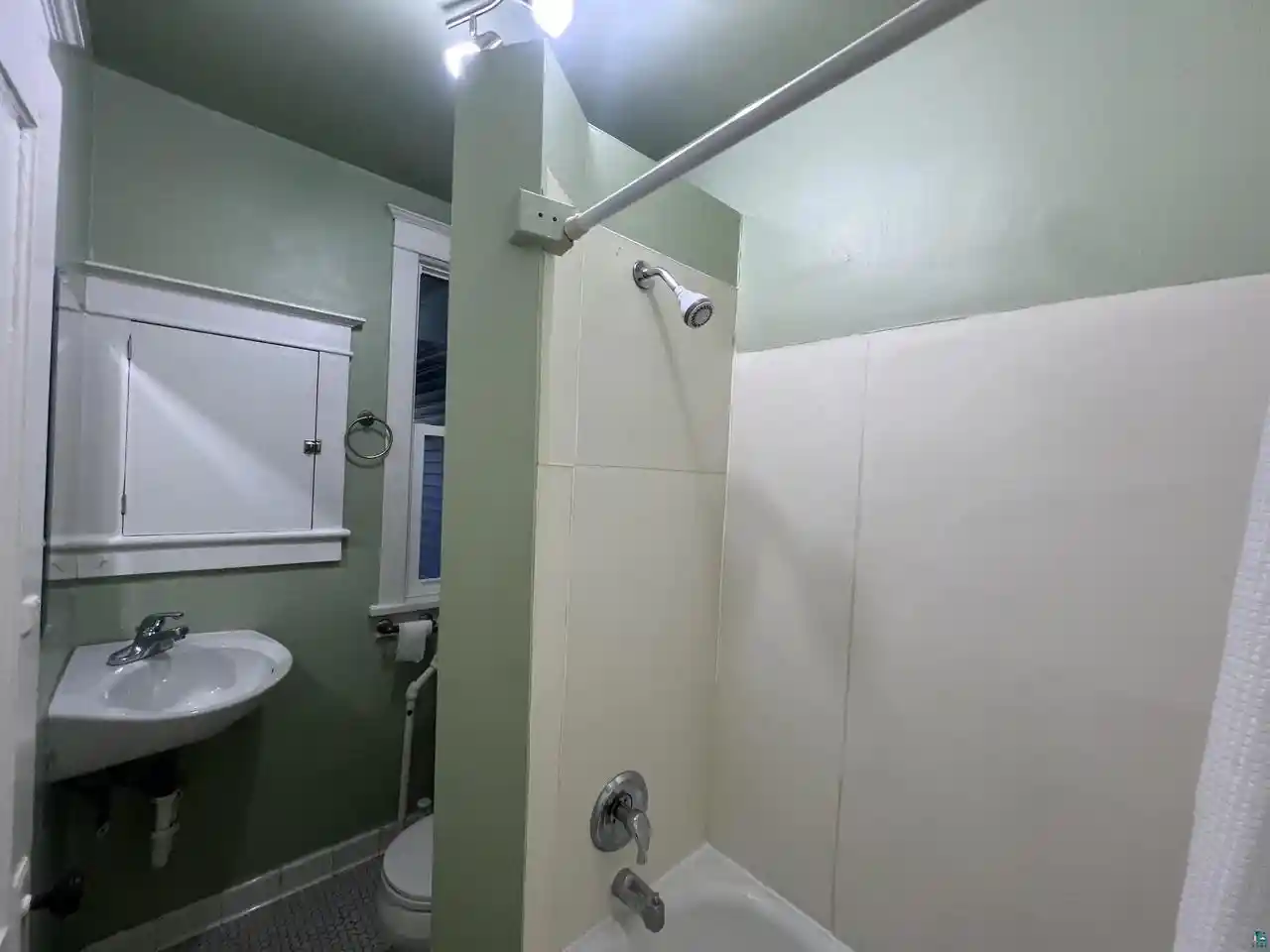 3rd image of 1822 1/2 John Ave Ave, Superior, WI 54880 | MLS# 6127202