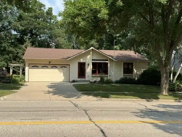 Photo 1 of Sale Pending at 310 S Grandview Boulevard Boulevard, Waukesha, WI 53188 | MLS# 1975049 | Listing updated on 2026-08-23