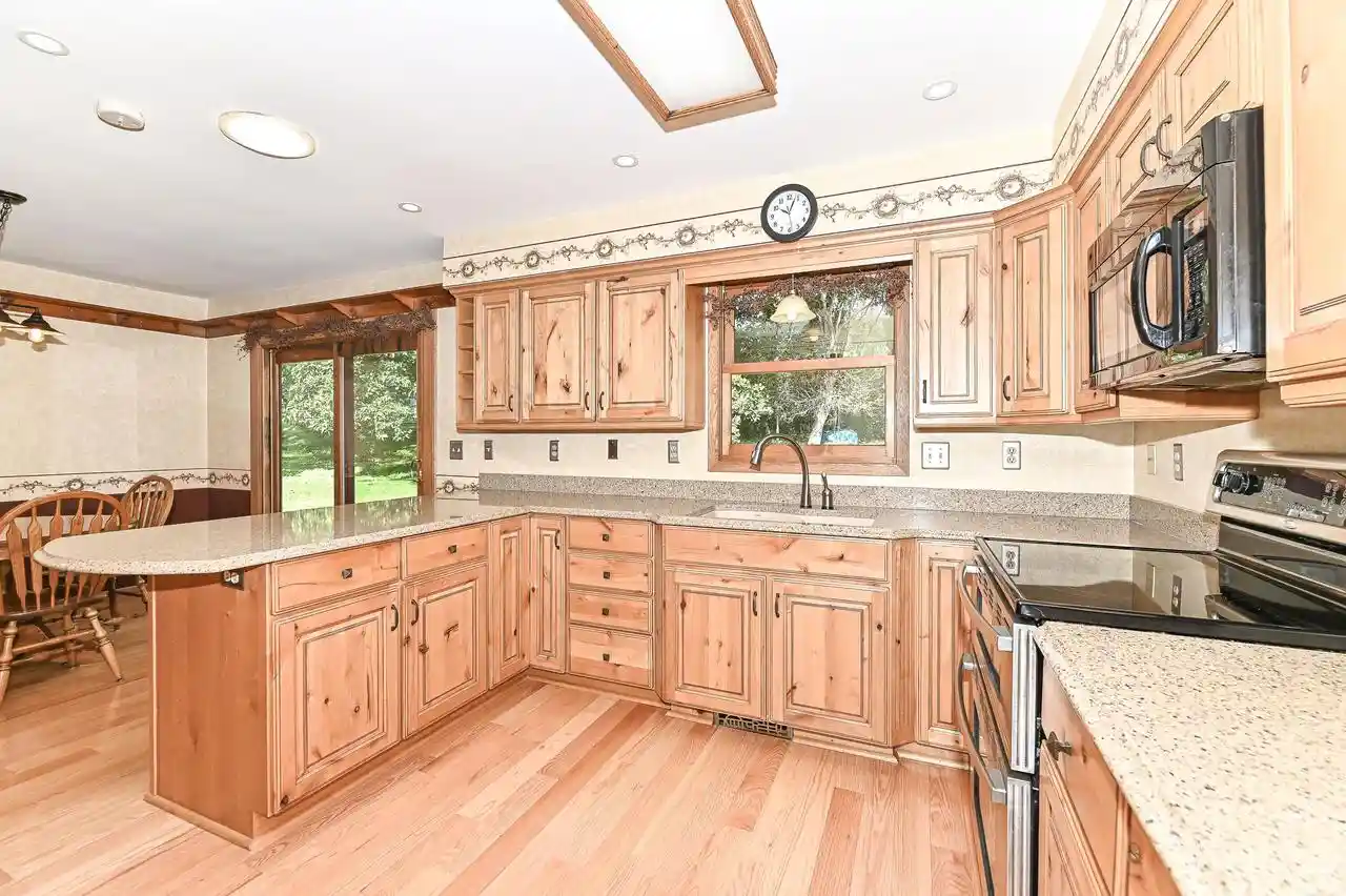 Photo 3 of Sale Pending at 310 S Grandview Boulevard Boulevard, Waukesha, WI 53188 | MLS# 1975049 | Listing updated on 2026-08-23