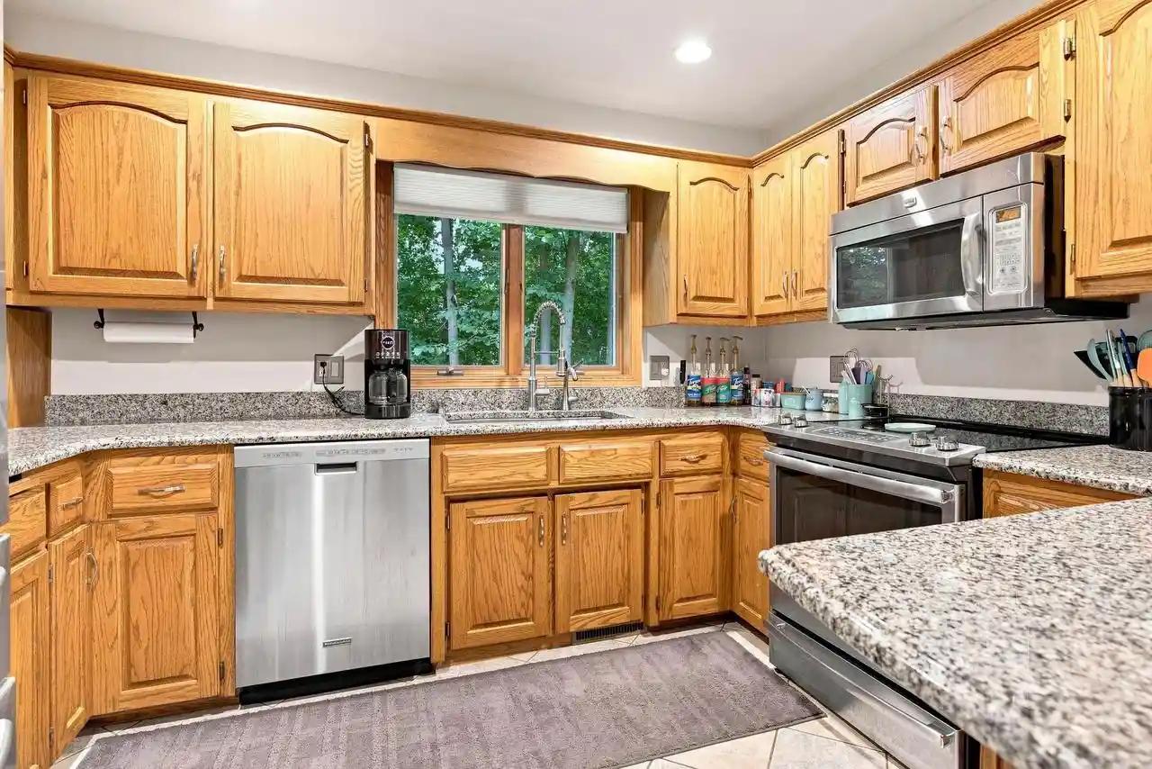50th image of 2420 Brantwood Dr Dr, Neenah, WI 54956 | MLS# 50330554