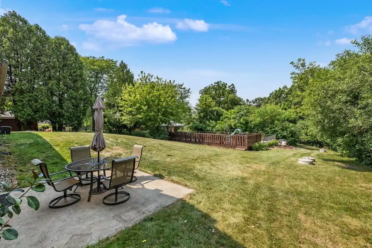 Photo 4 of Sale Pending at W276N1228 Spring Hill Dr Dr, Pewaukee, WI 53072 | MLS# 1975053 | Listing updated on 2026-08-10