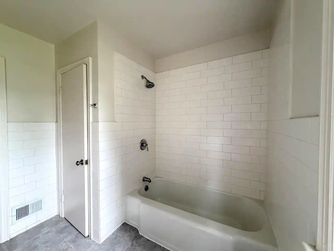 4th image of 1541 Elm Street Street, Green Bay, WI 54302 | MLS# 50330556