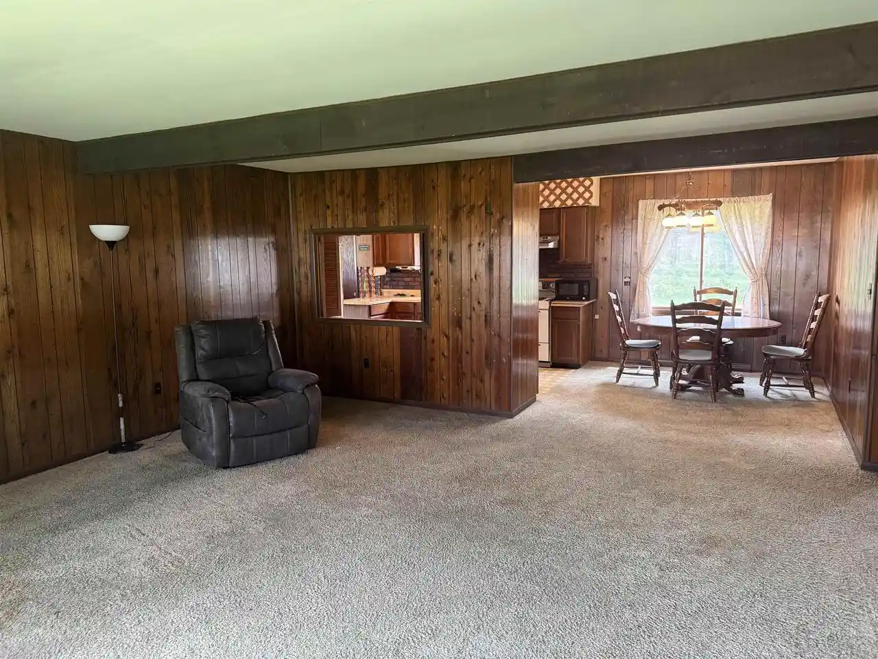 Photo 2 of Single family home for sale at W4633 Buss Dr Dr, Cecil, WI 54111 | MLS# 50330557 | Listing updated on 2026-09-10