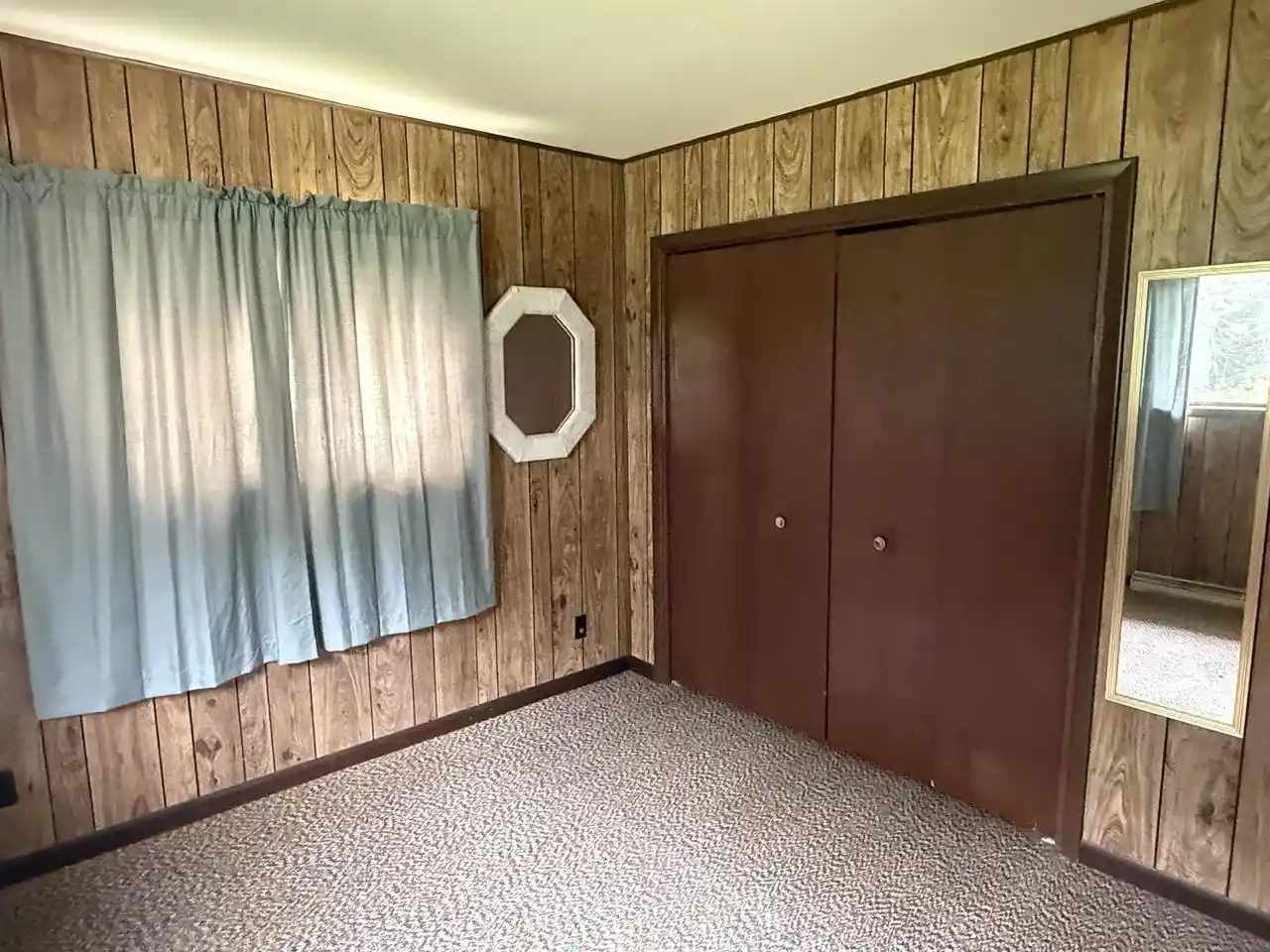 Photo 3 of Single family home for sale at W4633 Buss Dr Dr, Cecil, WI 54111 | MLS# 50330557 | Listing updated on 2026-09-10