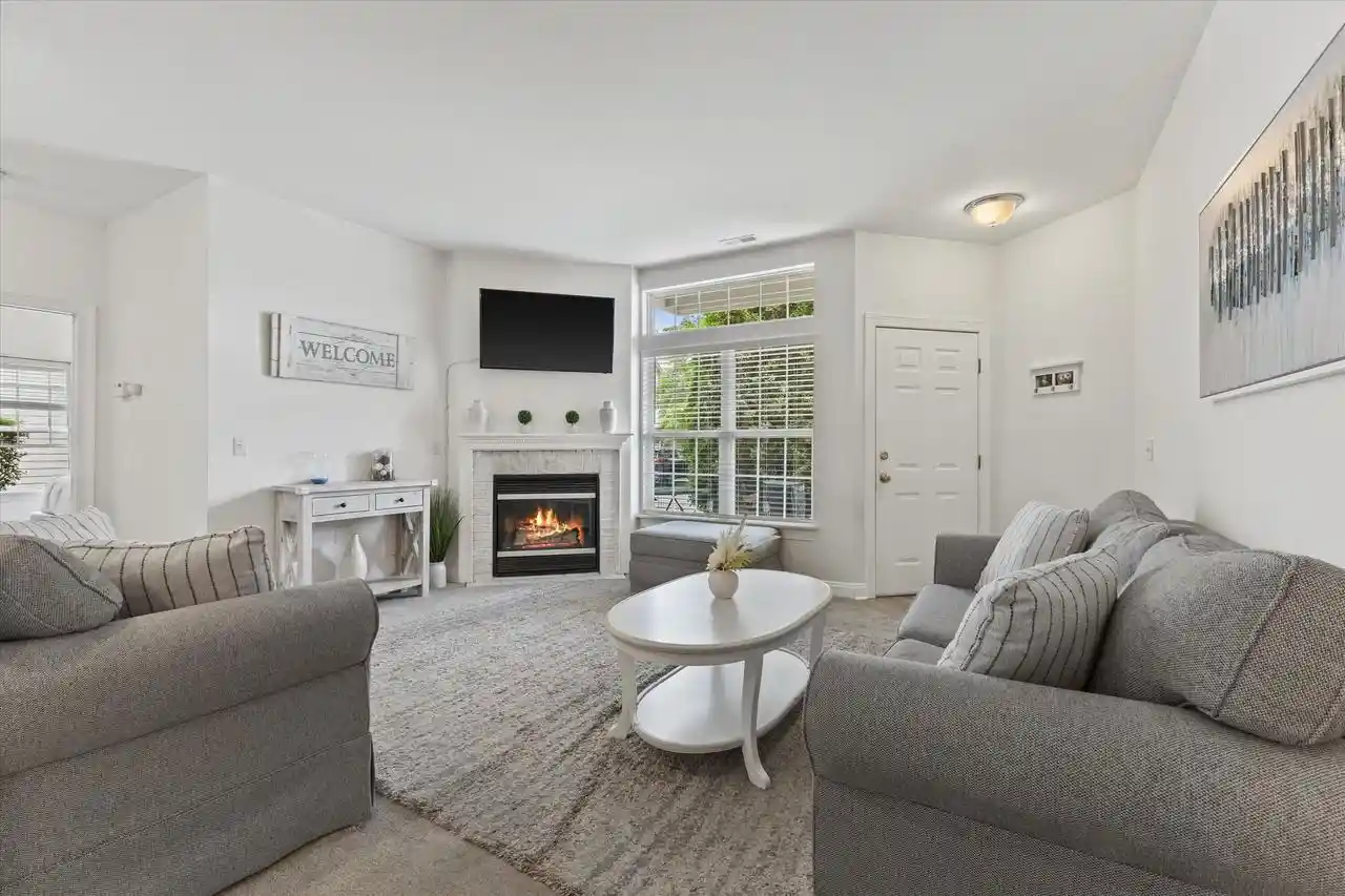 1st image of 2230 W Vista Bella Dr Dr, Oak Creek, WI 53154 | MLS# 1975066