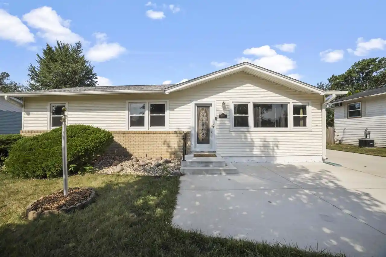 1st image of 2348 Pioneer Dr Dr, Beloit, WI 53511 | MLS# 2029866