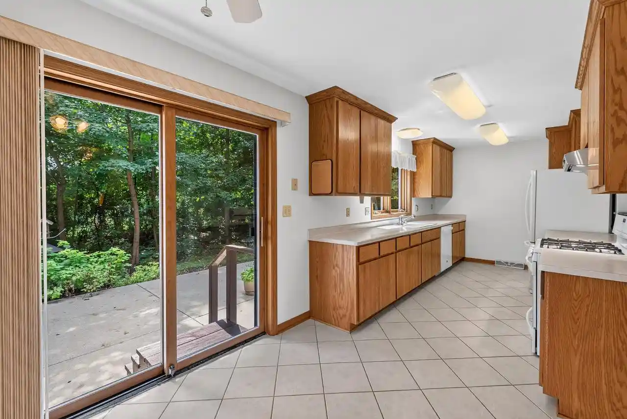 Photo 3 of Single family home for sale at S70w16663 Hedgewood Dr Dr, Muskego, WI 53150 | MLS# 1975073 | Listing updated on 2026-09-22
