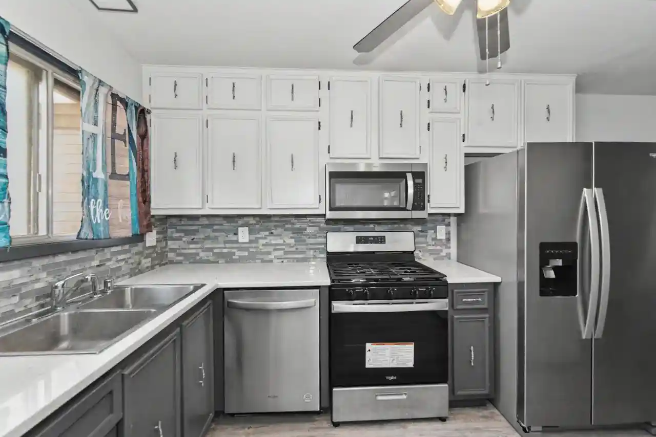 image of 4085 W College Ave Ave, Milwaukee, WI 53221