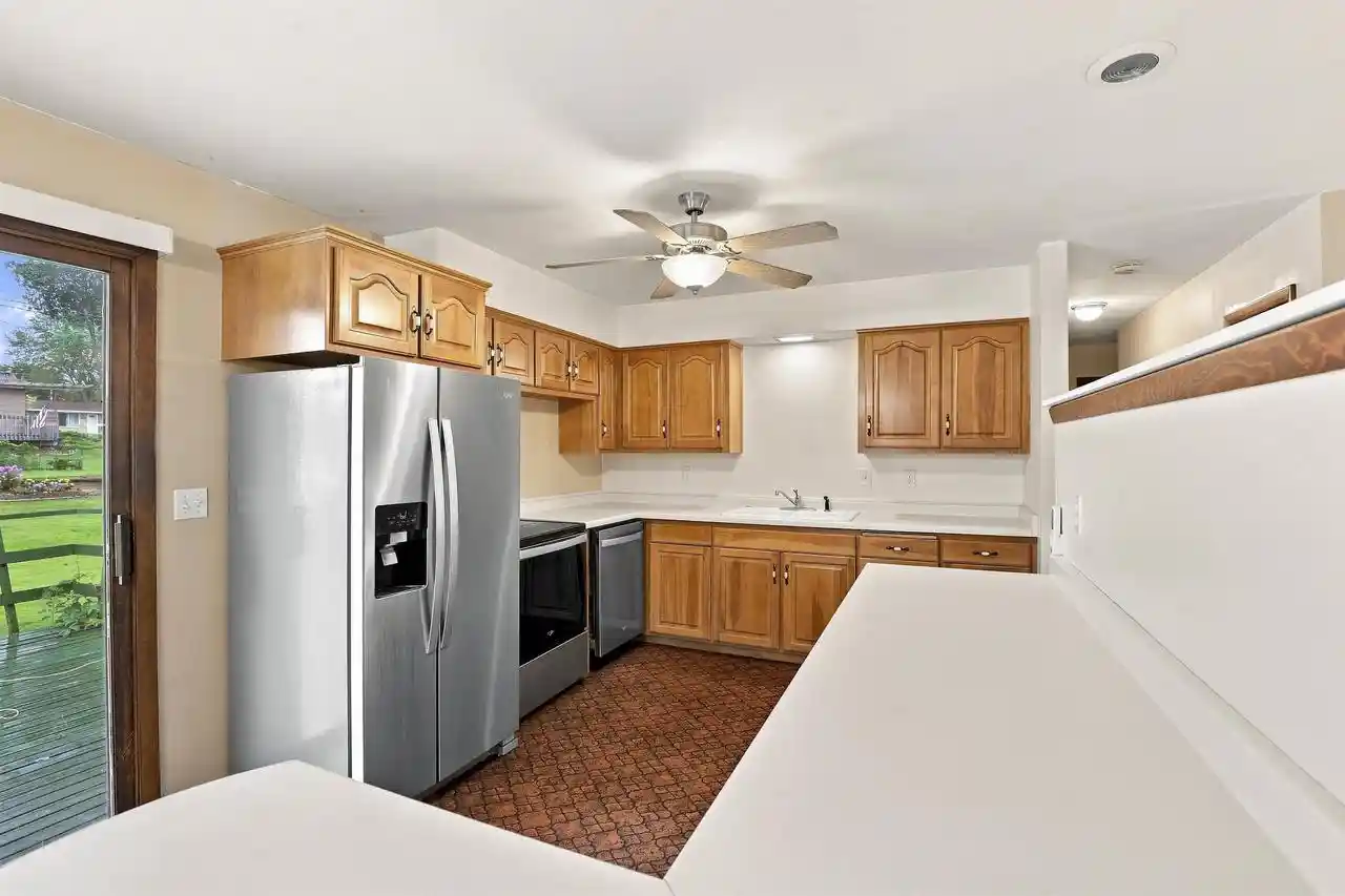 2nd image of 1610 Wyman Street Street, New London, WI 54961 | MLS# 50330567