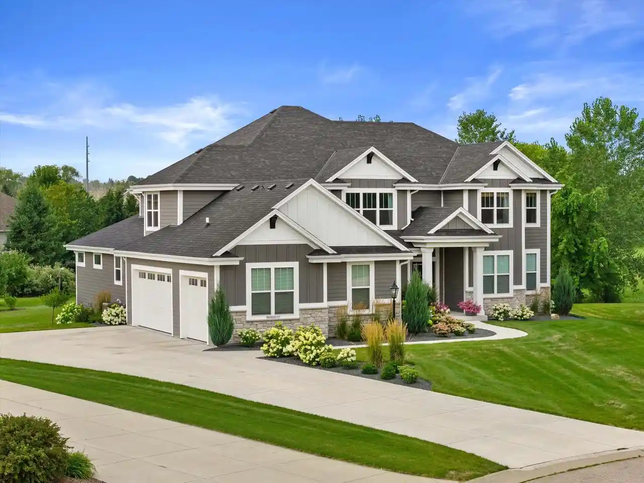 1st image of N42w22777 London Court Court, Pewaukee, WI 53072 | MLS# 1975091