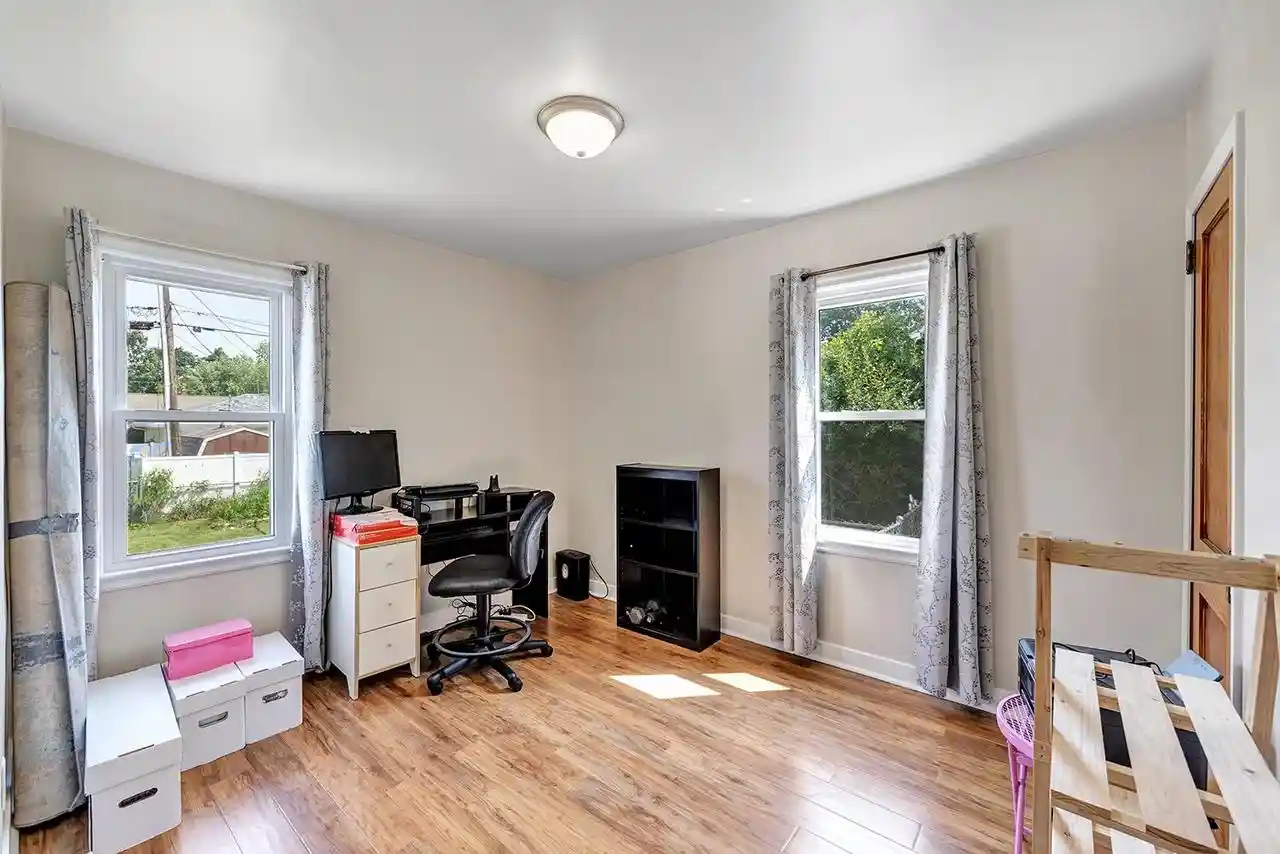 3rd image of 1947 Farlin Avenue Avenue, Green Bay, WI 54302 | MLS# 50330572