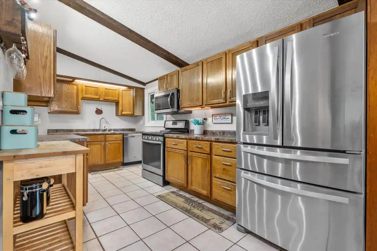 5th image of W153N9940 Neptune Dr Dr, Germantown, WI 53022 | MLS# 1975099