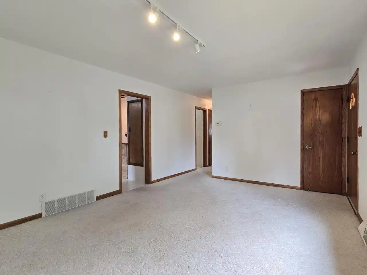 5th image of 8113 W Ohio Avenue Avenue, Milwaukee, WI 53219 | MLS# 1975097