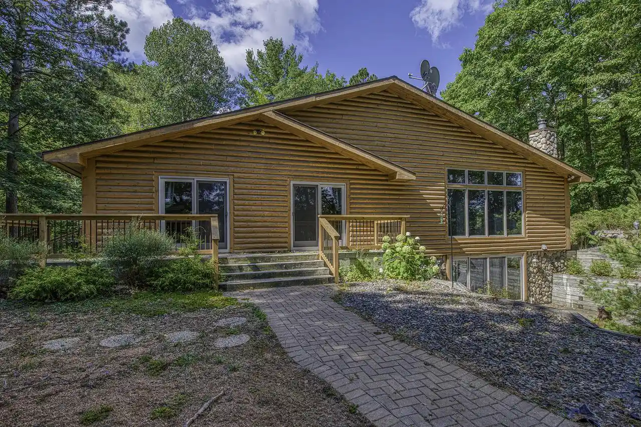 Photo 1 of Single family home for sale at 2512 Long View Dr Dr, Rhinelander, WI 54501 | MLS# 1975107 | Listing updated on 2026-09-05