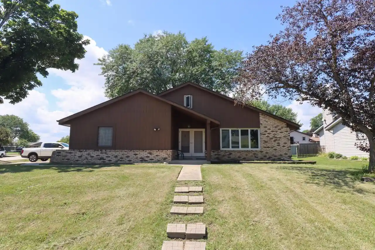 1st image of 1432 Renee Dr Dr, Mount Pleasant, WI 53406 | MLS# 1975108